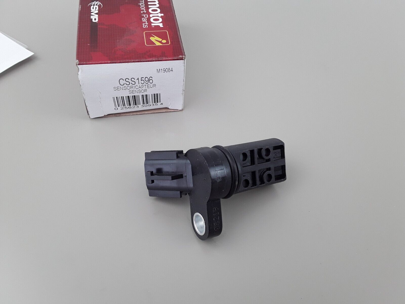 Engine Camshaft Position Sensor For Nissan Armada 2005-2015,Pathfinder 2008-2012 - HotCarParts