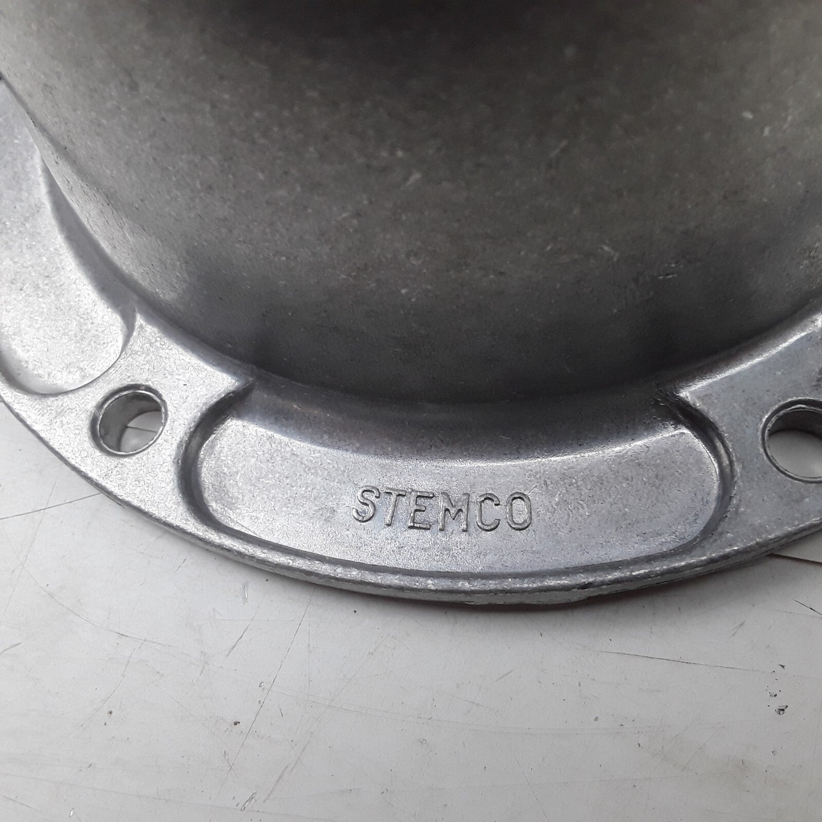 Stemco 348-4195 - Sentinel Oil Hub Cap For Heavy Duty High Performance Car Truck