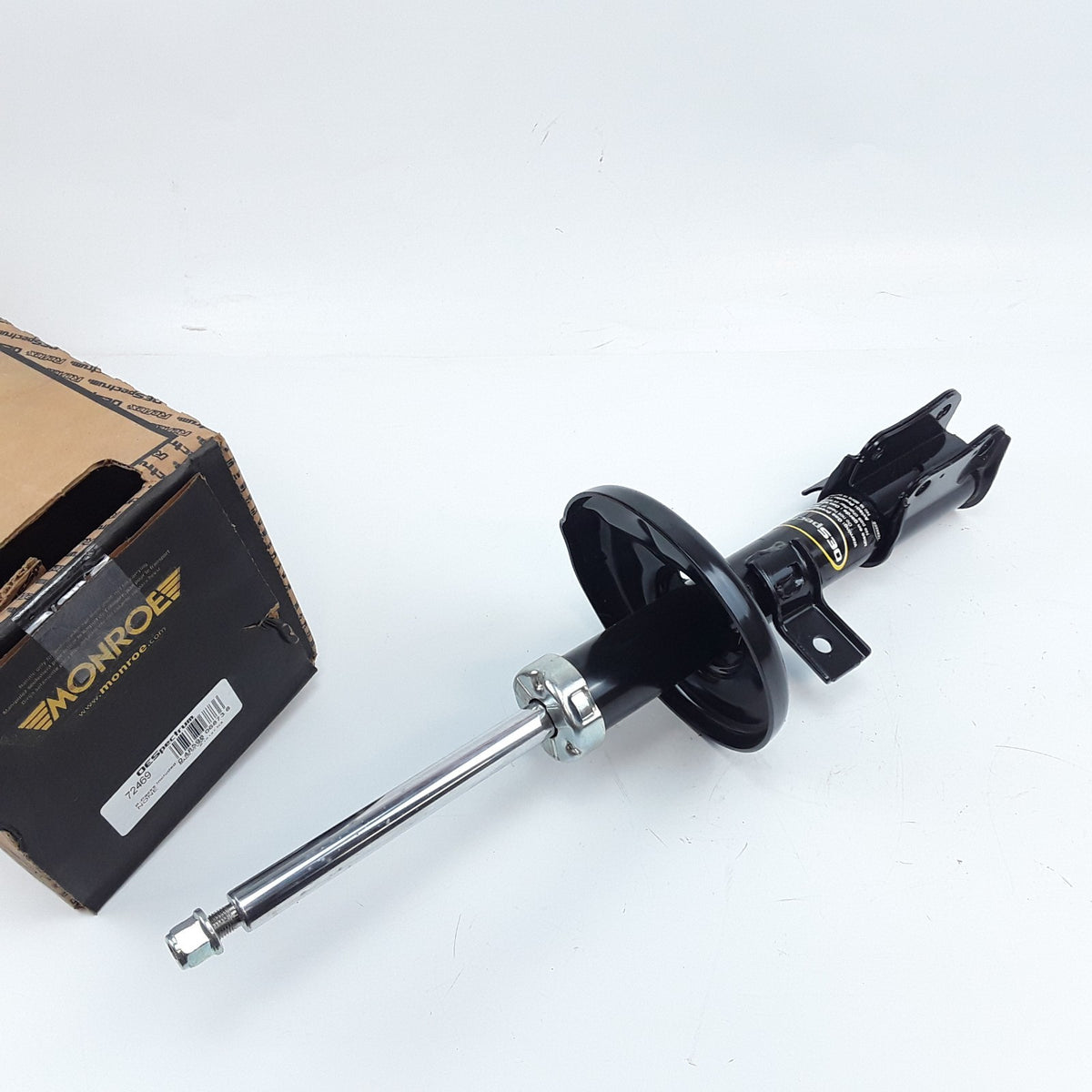 Monroe 72469 Front Right Suspension Strut Fits Suzuki Aerio 2004 2005 2006 2007