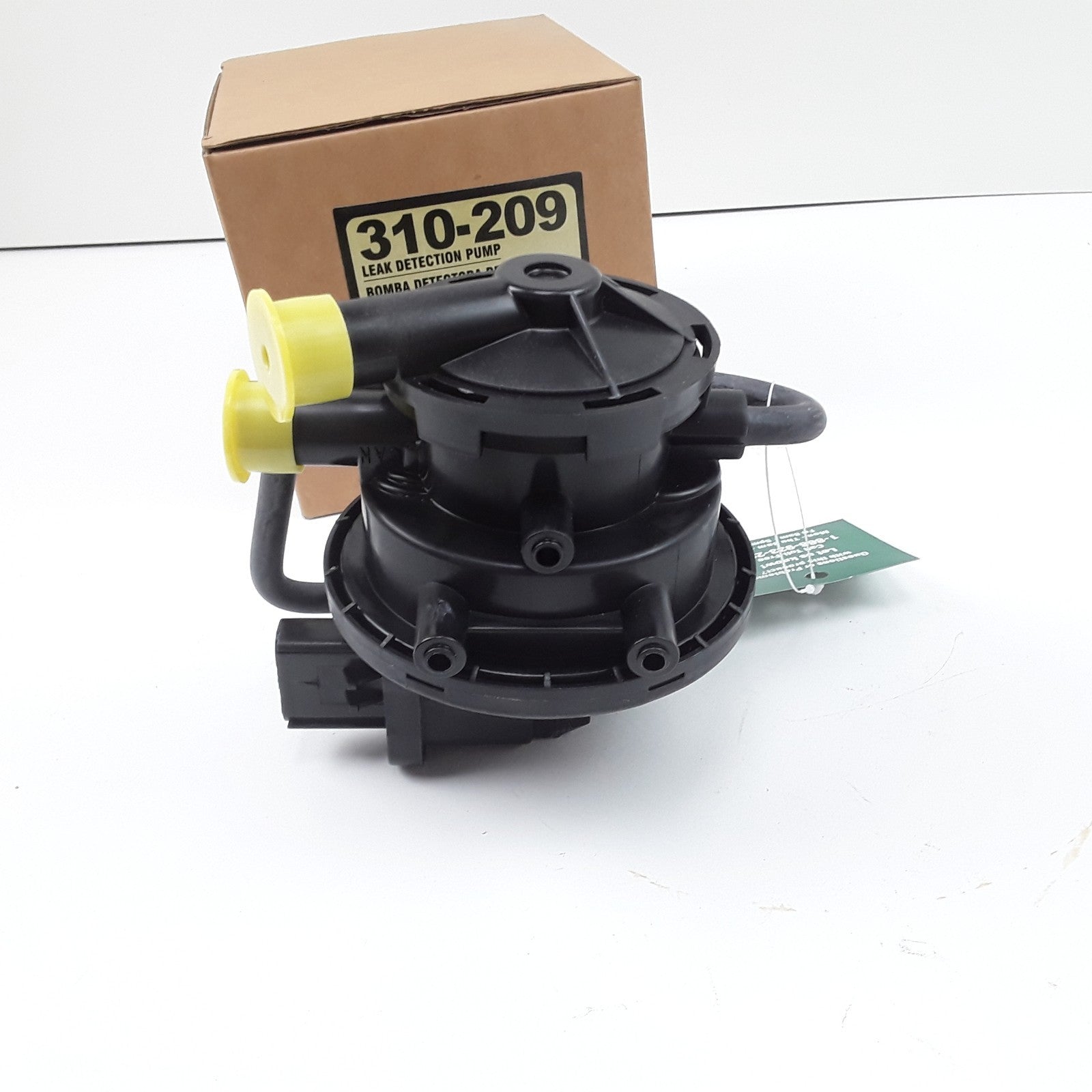 Fuel Vapor Leak Detection Pump Fits Chrysler 300M Dodge Intrepid 1998-2001