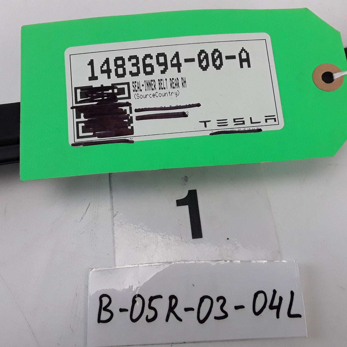 1483694-00-A Right Rear Door Inner Belt Seal For Tesla Model X 2015-2025 OEM New