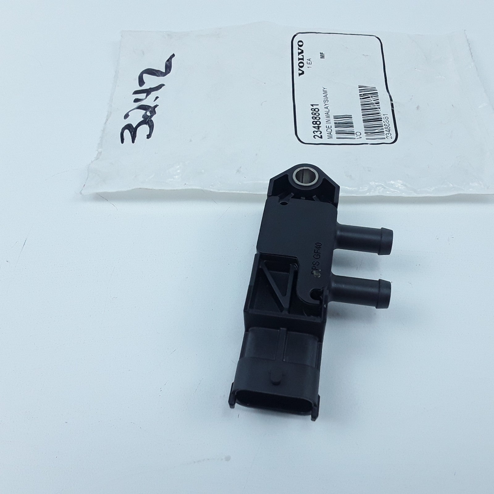 Differential Pressure Sensor 23488881 Fits Volvo D11 D13 D16 Engines