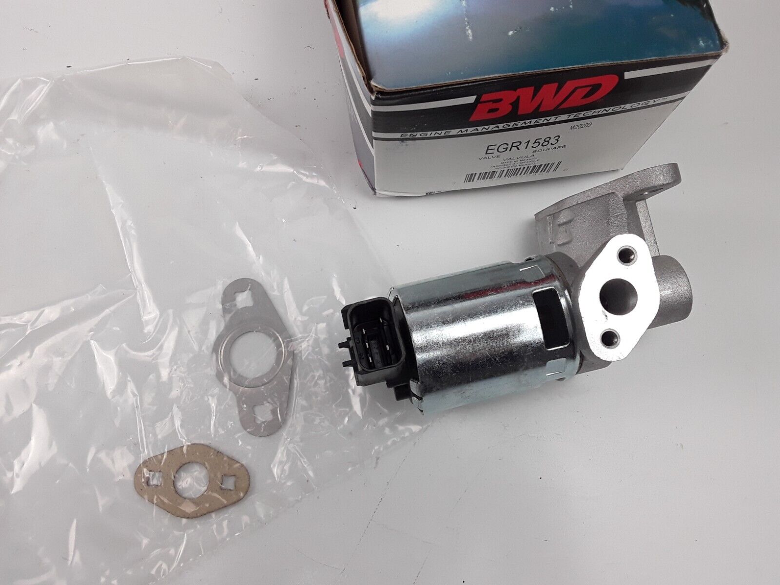 Exhaust Gas Recirculation EGR Valve for Chrysler Pacifica 2004 2005 2006 3.5L - HotCarParts