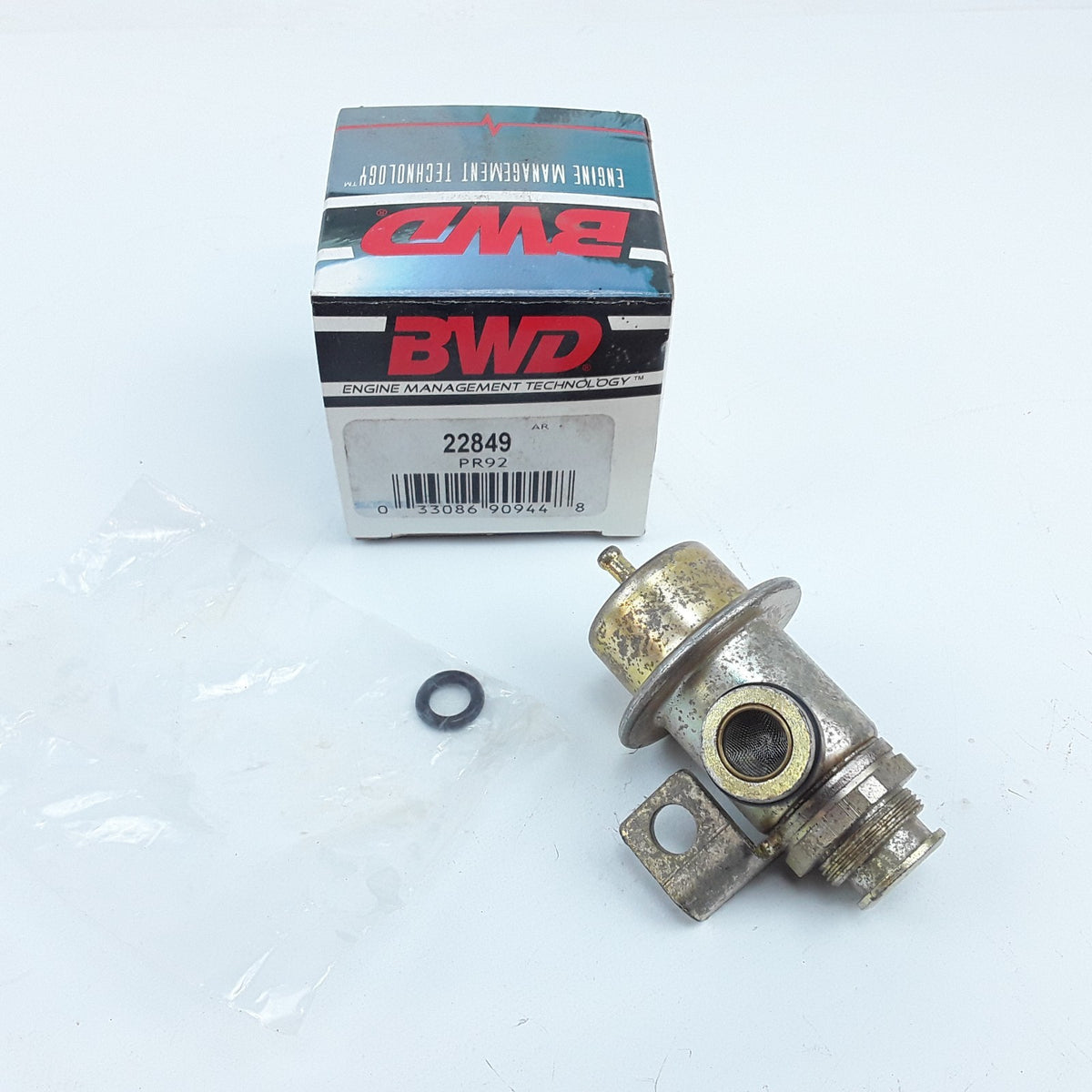 Fuel Pressure Regulator Fits Honda Acura Oldsmobile Cadillac Pontiac (1990-1999)