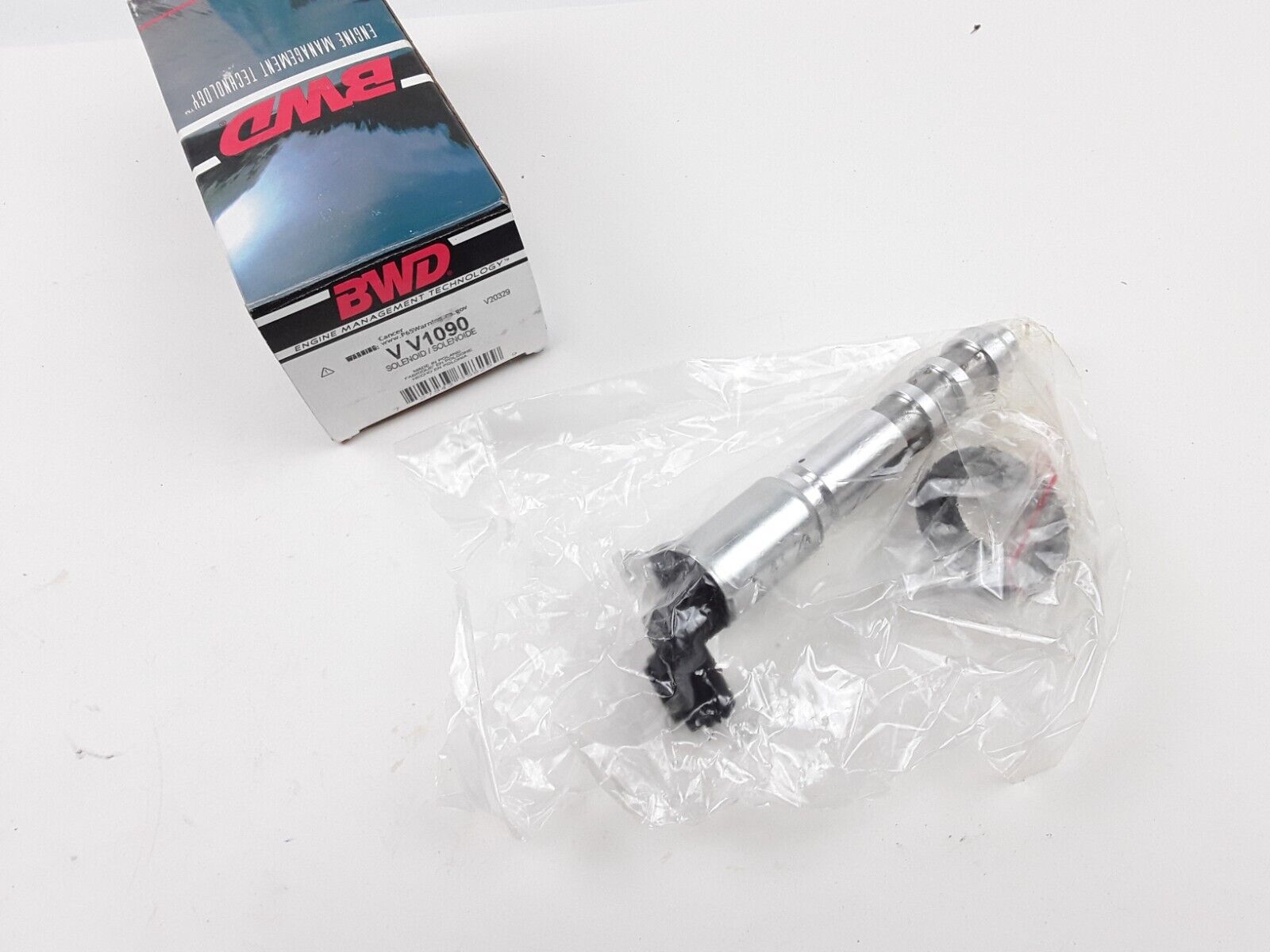 Engine Variable Valve Timing (VVT) Solenoid for Chevrolet Malibu Cadillac CTS GM