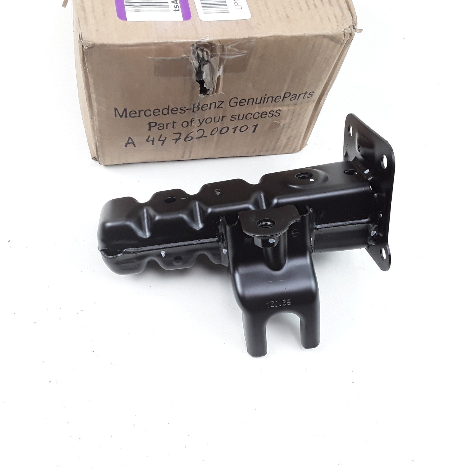 4476200101 Front Bumper Reinforcement Bracket Fits Mercedes-Benz Vito Viano W447