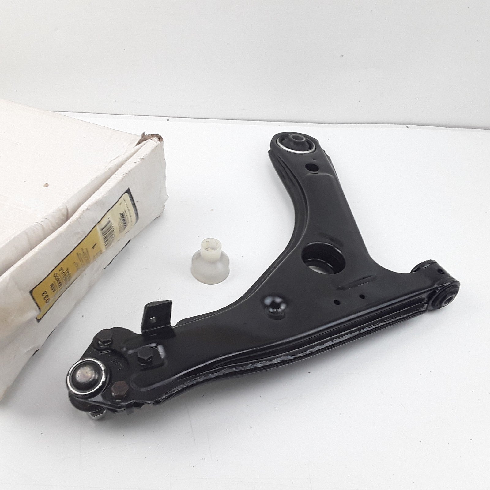 Front Left Suspension Control Arm Fits Volkswagen Golf Corrado Jetta (1992-1999)