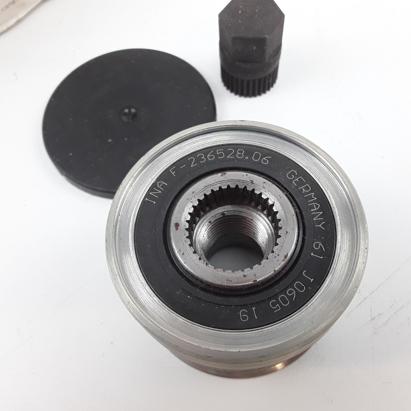 Alternator Decoupler Pulley Fits BMW 328i 128i 525xi 325i X3 X5 528xi 2004-2013