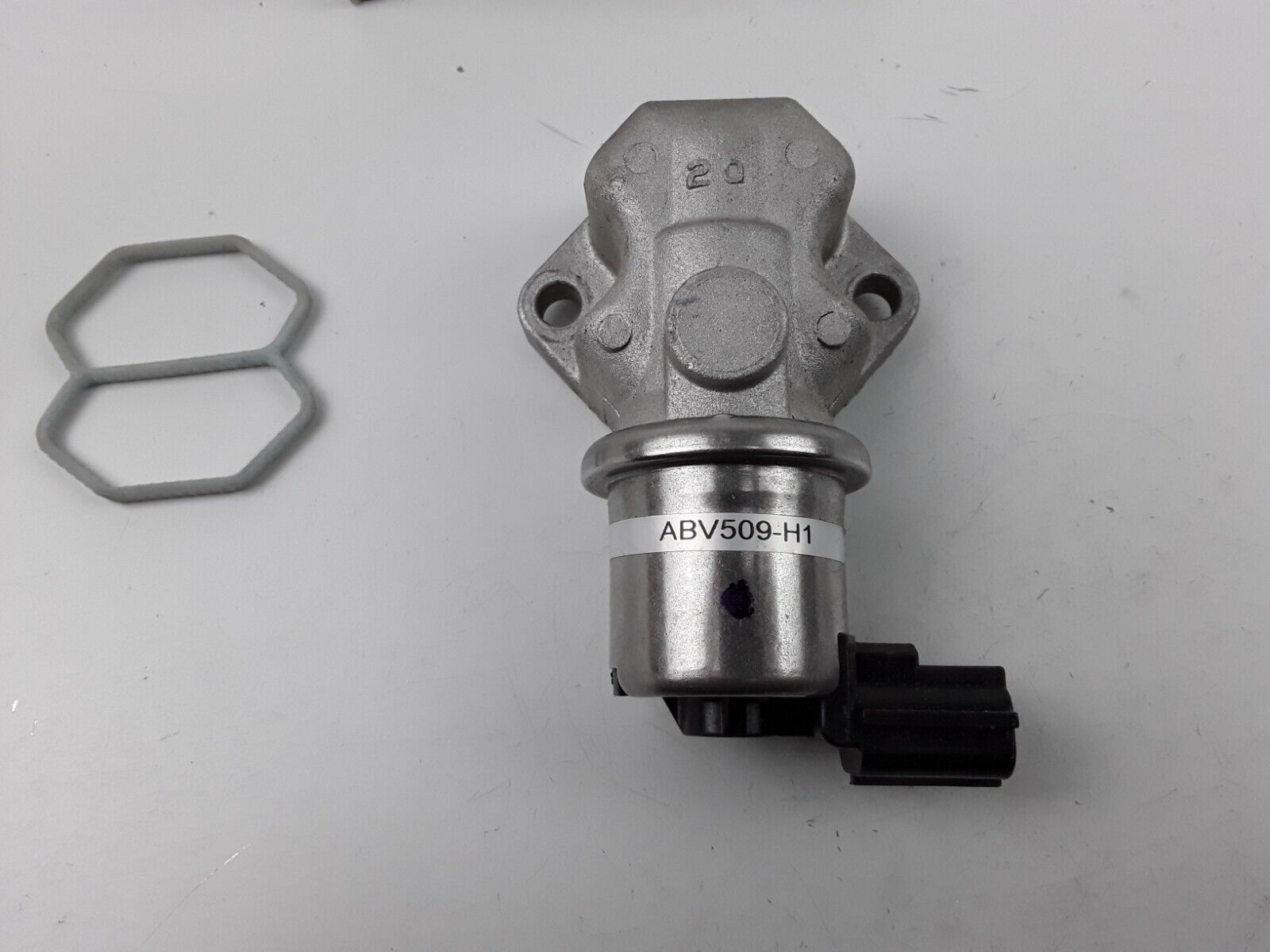 Idle Air Control Valve Fits Ford Mercury Taurus Sable 2001 2002 2003 2004 2005 - HotCarParts