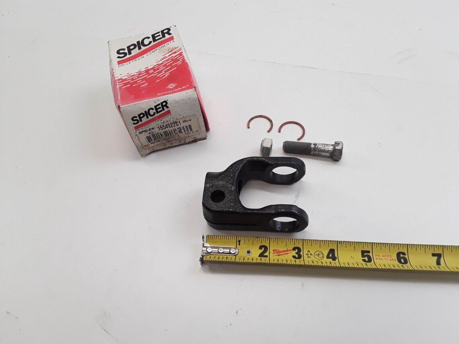 10-4-1061SX INTERNATIONAL 1654922C1 STEERING 1706729 YOKE, STEERING DRIVE SHAFT - HotCarParts