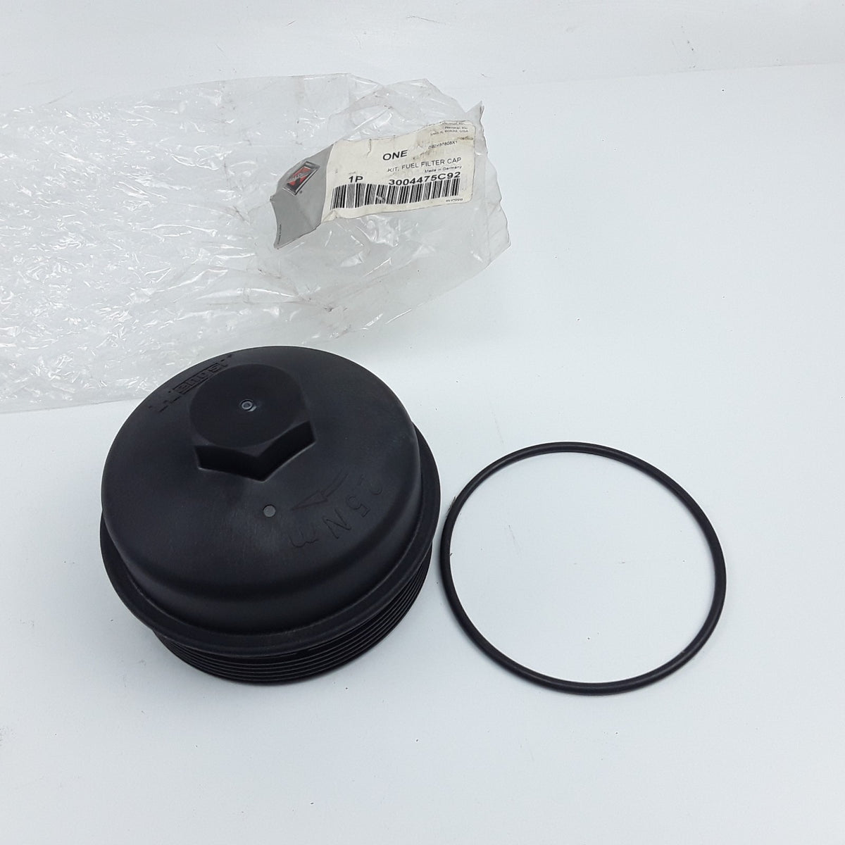 OEM International 3004475C92 Fuel Filter Cap Fits Navistar International Trucks