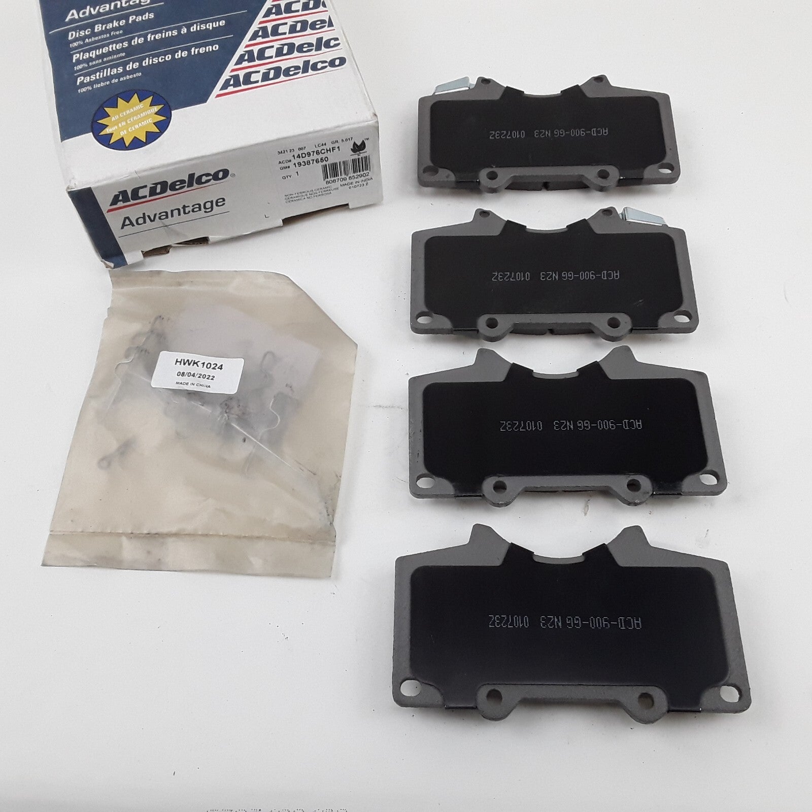 Front Disc Brake Pad Set Fits Lexus GX470 GX460 Toyota Tacoma Tundra 2000-2023