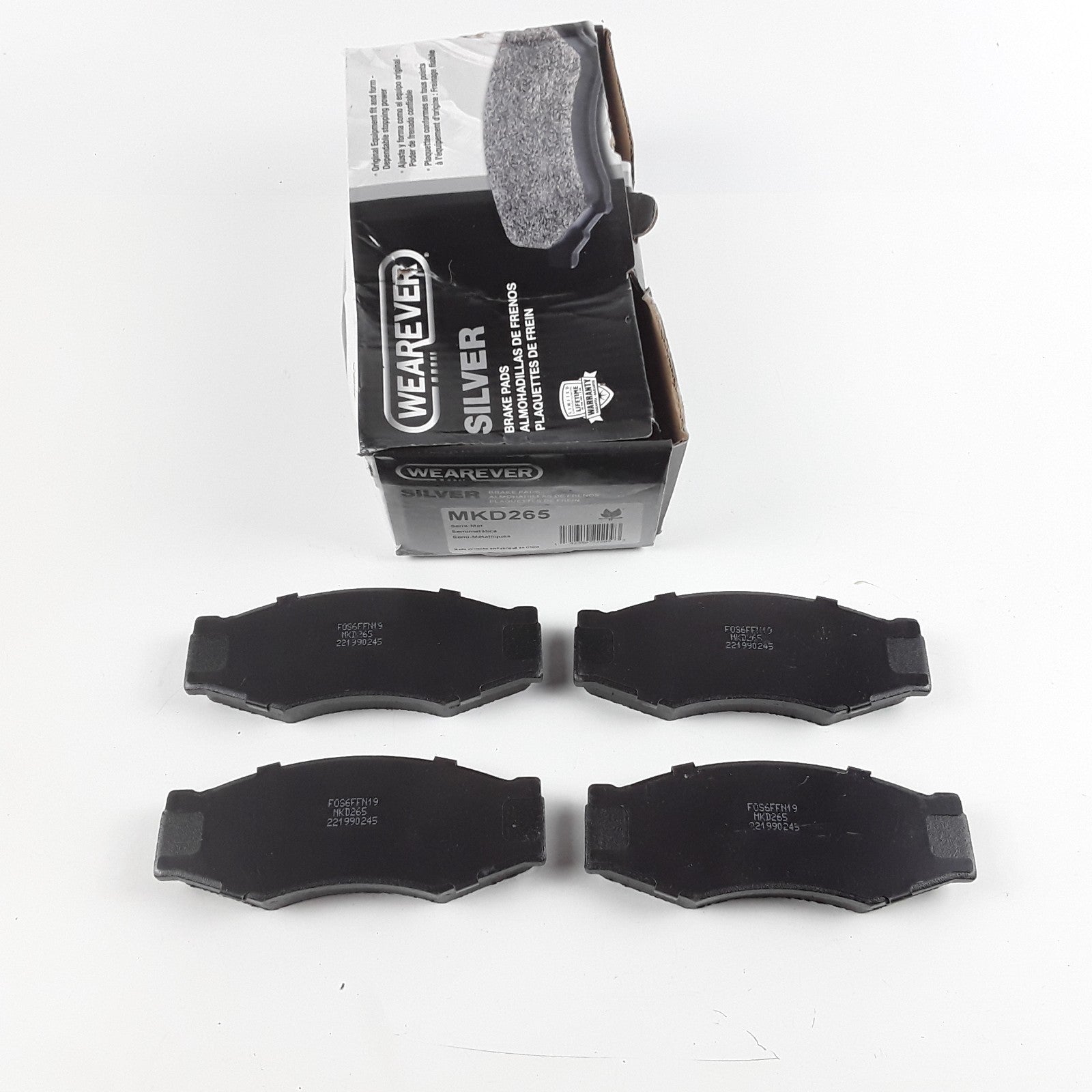 Rear Disc Brake Pads Pad Set Semi Metallic For Nissan 720 1983 1984 1985