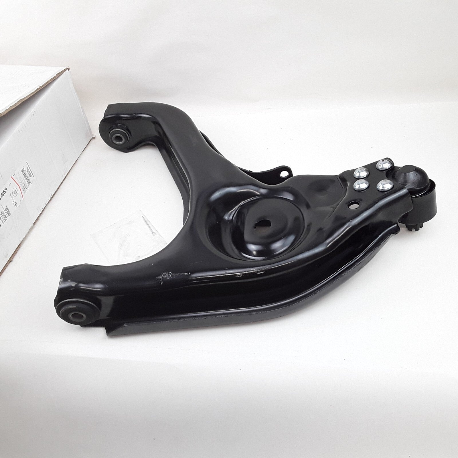 Front Left Lower Control Arm Fits Dodge Ramcharger Dodge Ram 1500 2000-2001