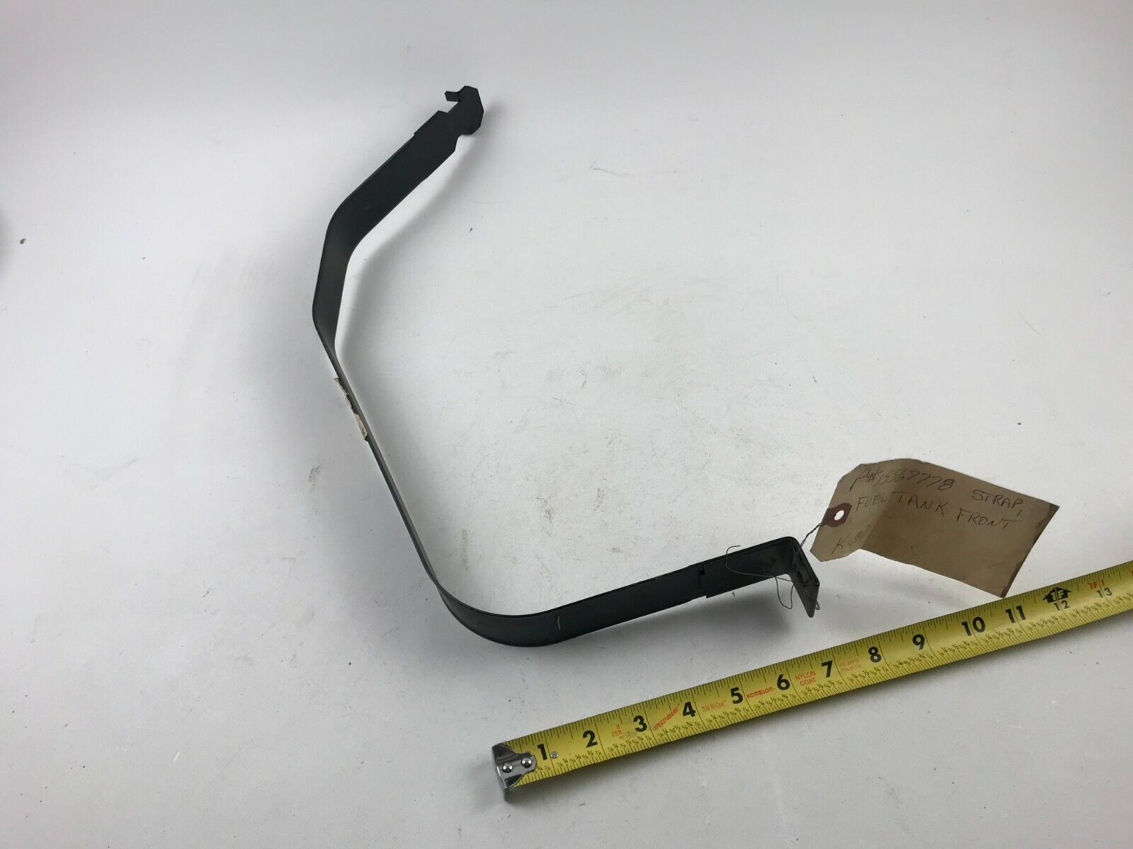 GENUINE GM FUEL TANK MOUNTING STRAP OEM 15567778 for Chevrolet, GMC - HotCarParts