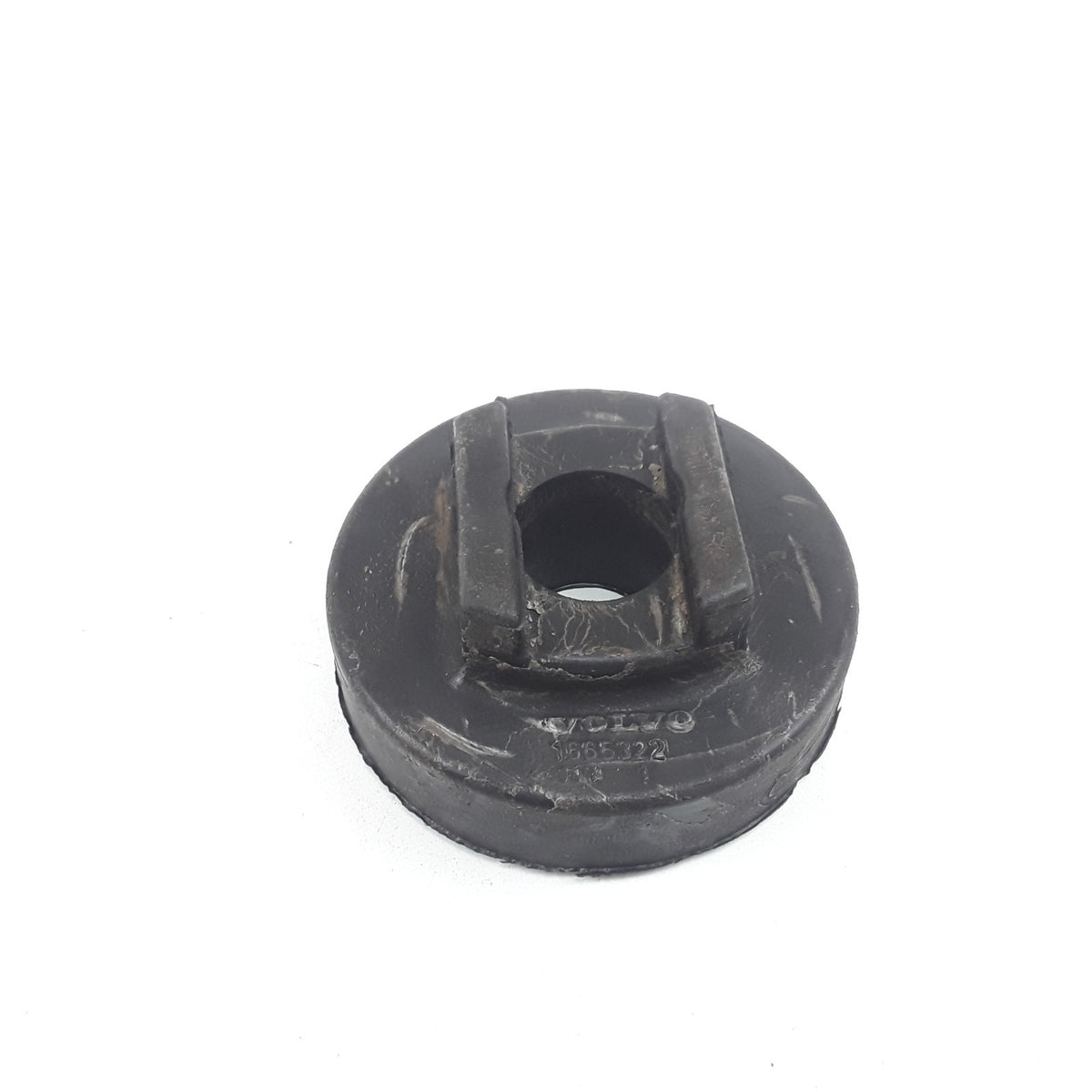 Volvo 1665322 Rubber Cushion Radiator Mount Bushing Fits Volvo Trucks