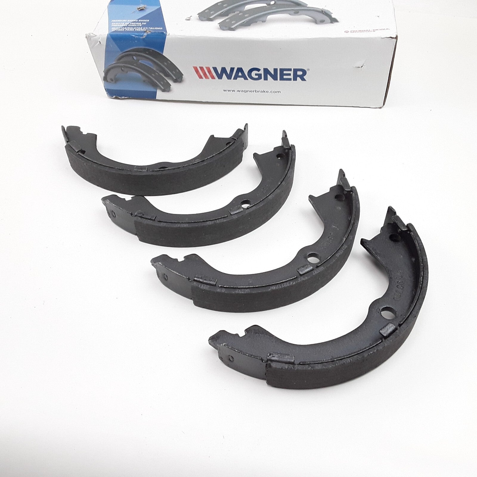 Parking Brake Shoe Fits Chevrolet Captiva Sport 2013-2015 GMC Terrain 2011-2017