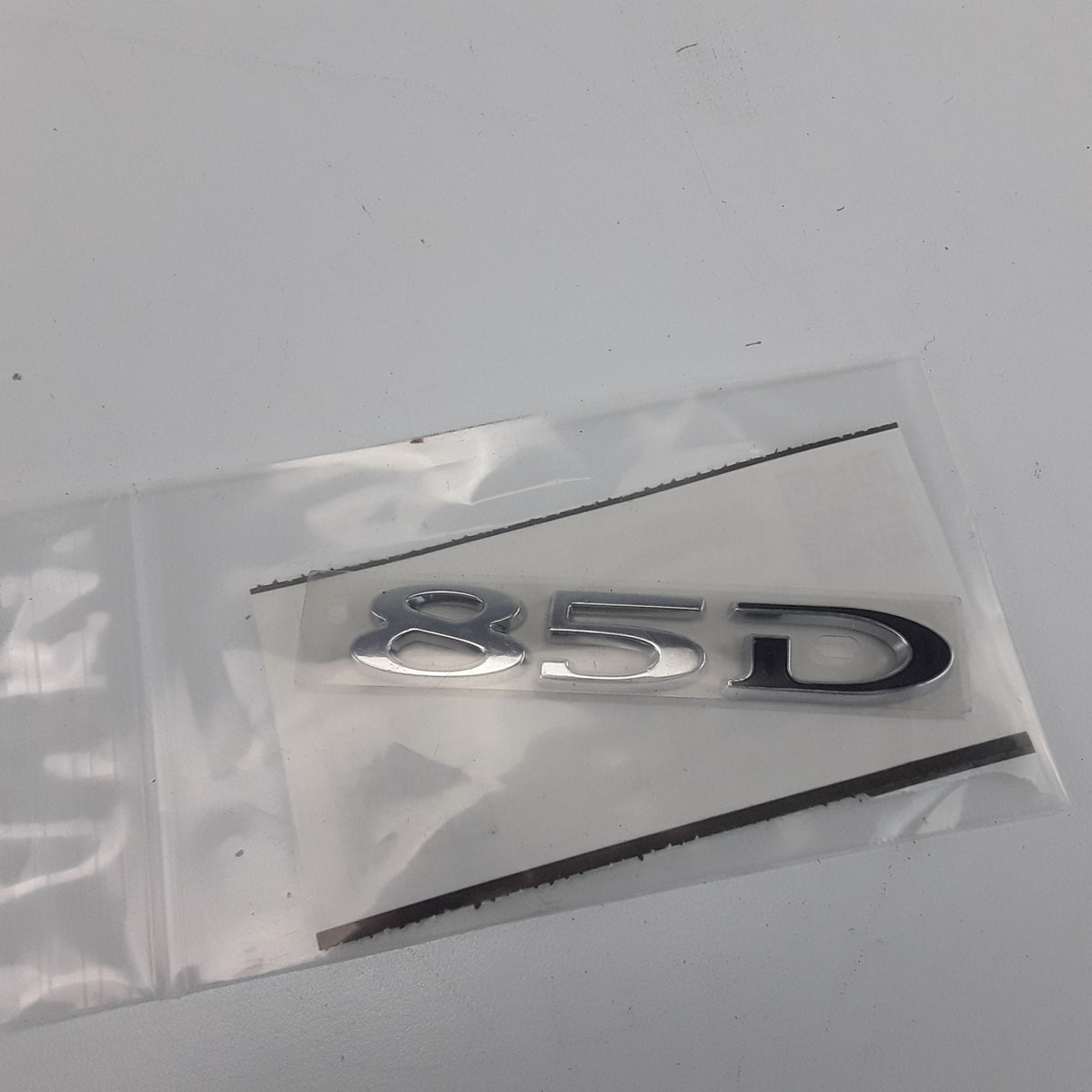 Model S 2012-2016 Rear Trunk 85D Badge Emblem 1049447-00-B Genuine OEM