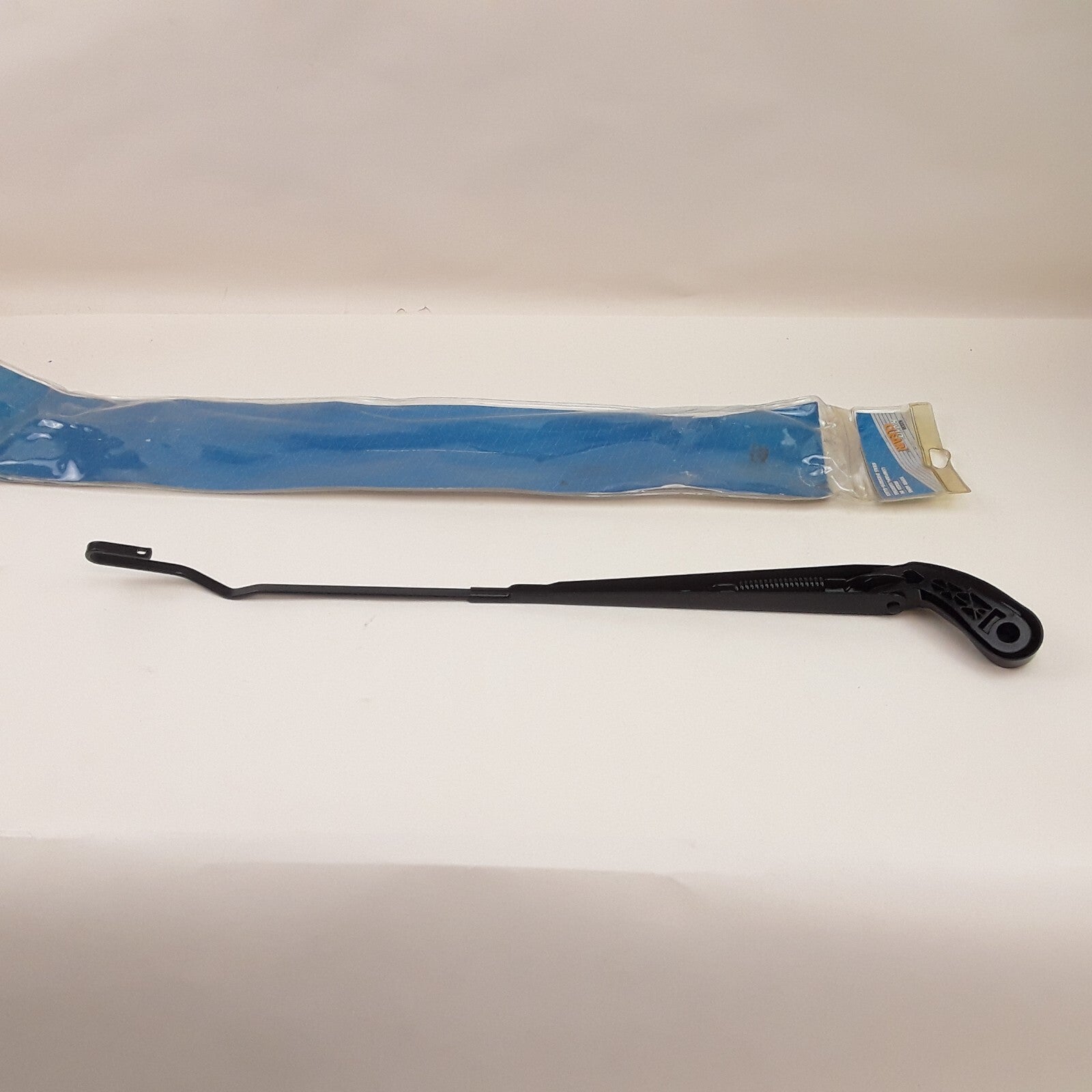 Dorman Front Right Windshield Wiper Arm Fits Chrysler Plymouth Dodge 1996-2002