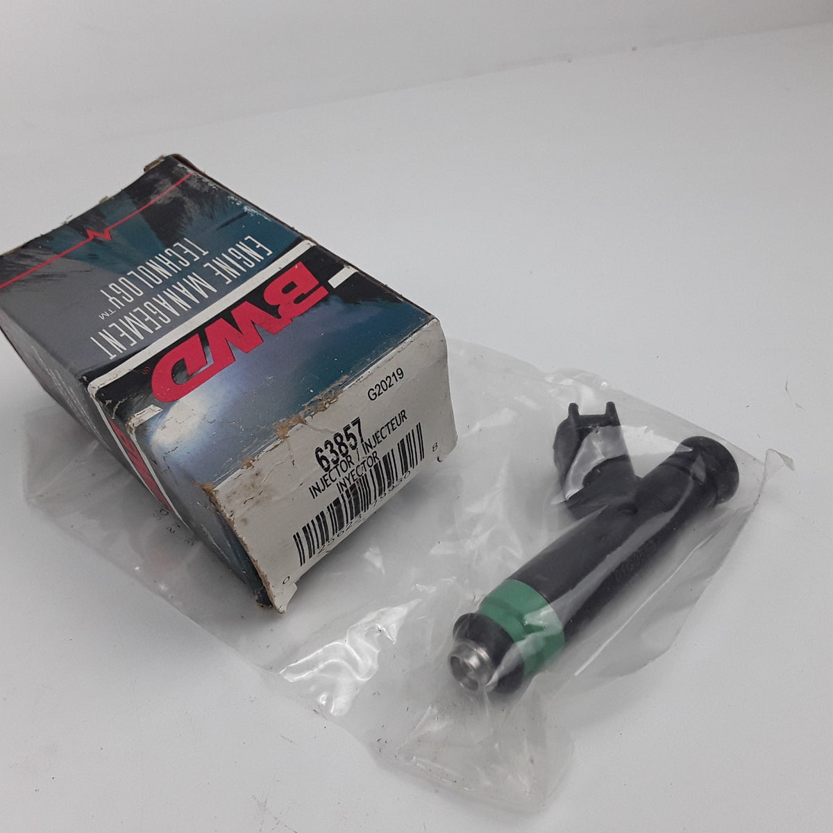 Fuel Injector Fits Mitsubishi Jeep Chrysler Dodge 2001 2002 2003 2004 2005-2007