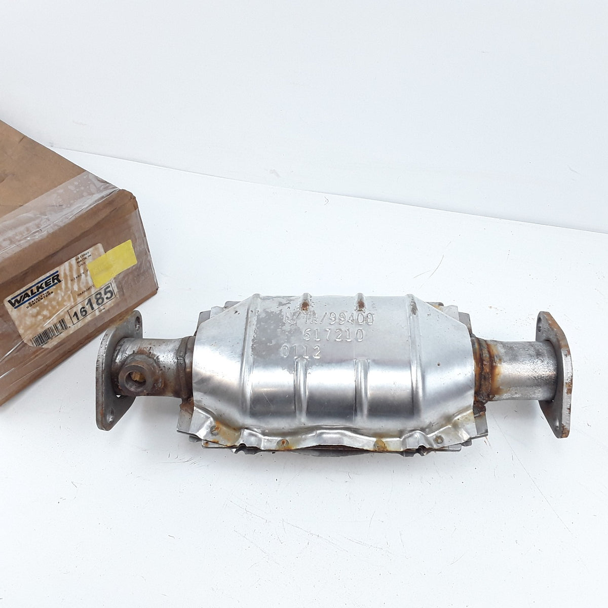 Walker 16185 Catalytic Converter Fits Mitsubishi Lancer 2.0L-L4 2002 2003 2004