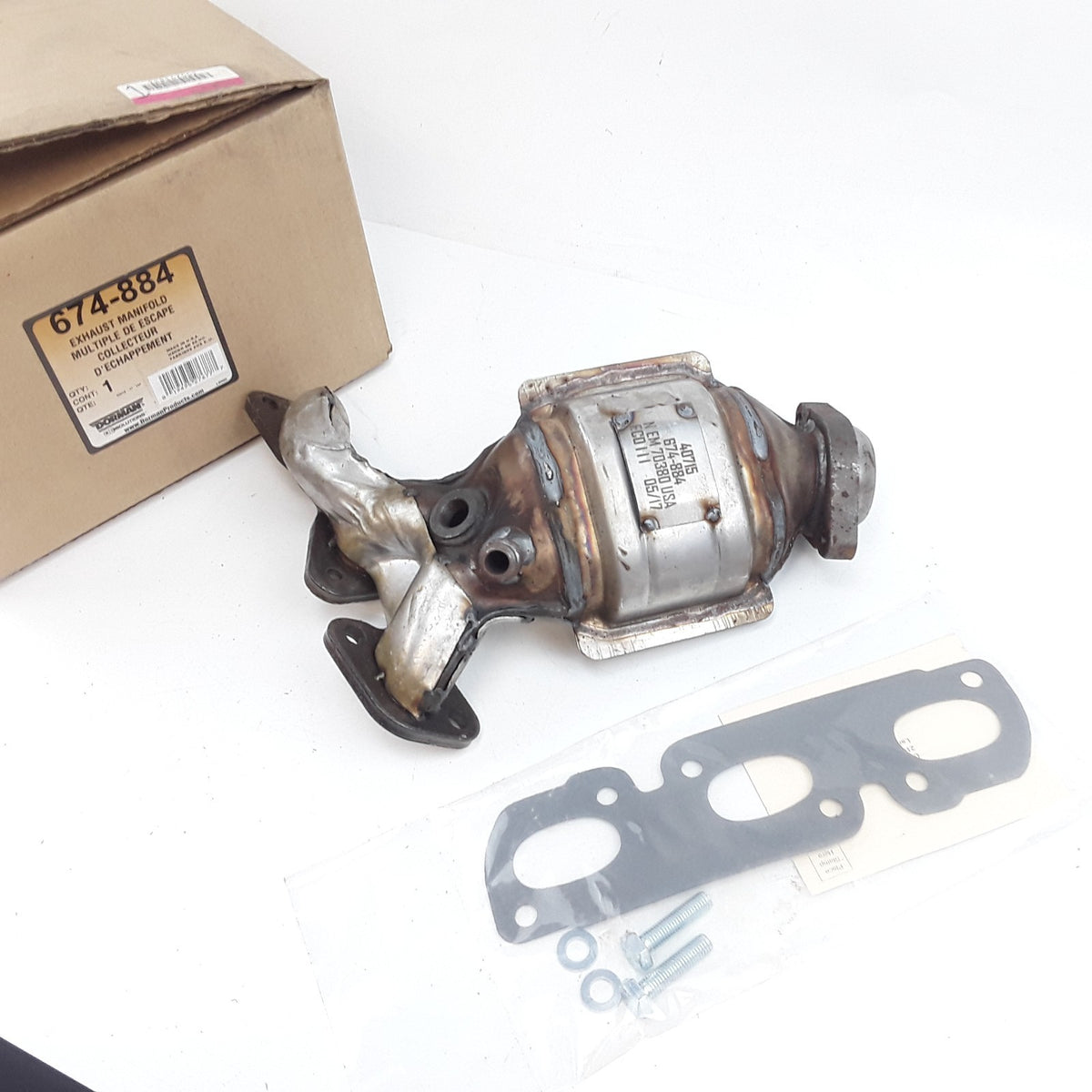 Dorman 674-884 Exhaust Manifold Converter Fits Mazda MPV (2000-2001) 2.5L-V6