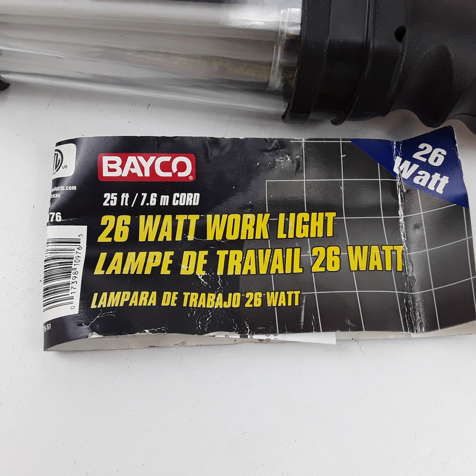 Bayco Products SL-976 26 Watts Fluorescent Work Light W/ Single Outlet