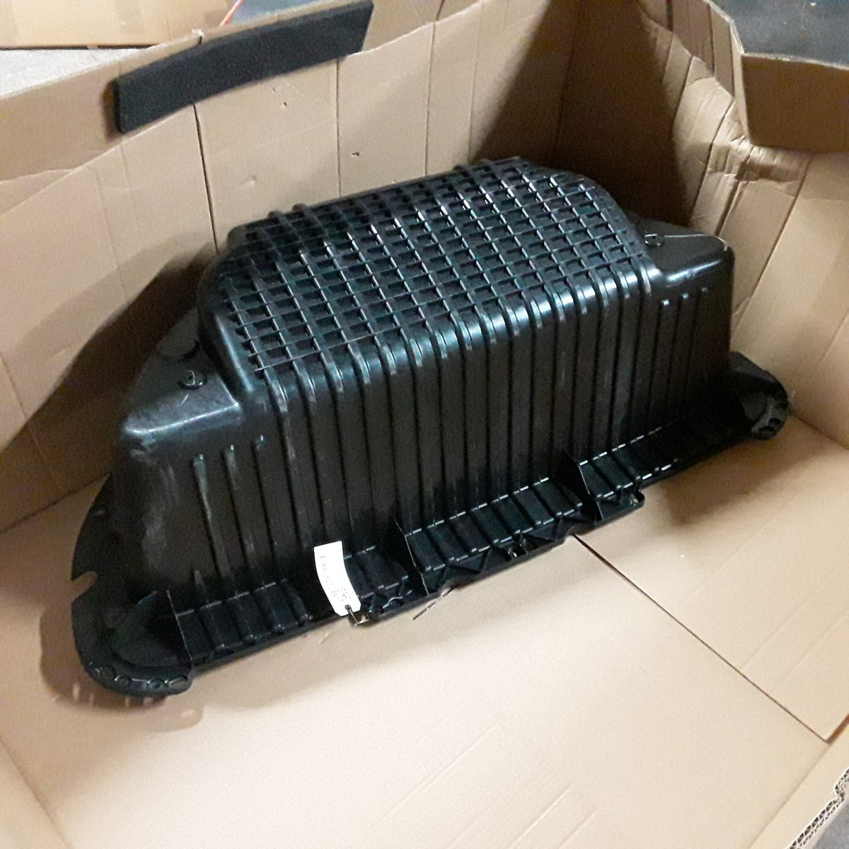 Model X 2021-2025 Front Frunk Storage Box 1607186-00-B OEM