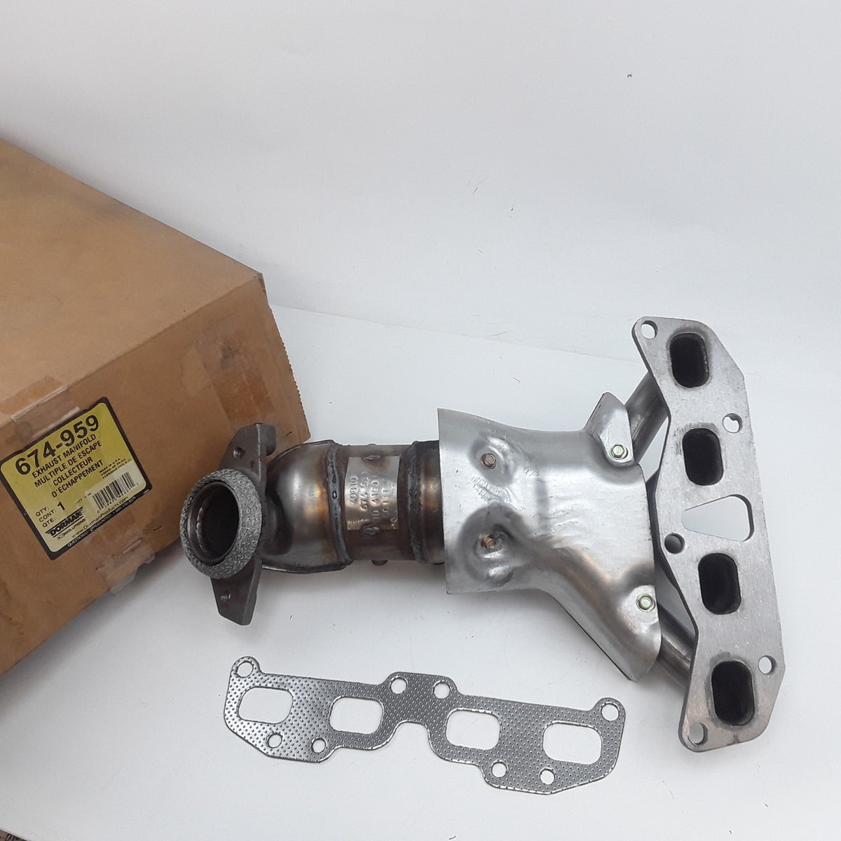 Dorman 674-959 Exhaust Manifold Converter Fits Nissan Sentra Altima (2005-2006)