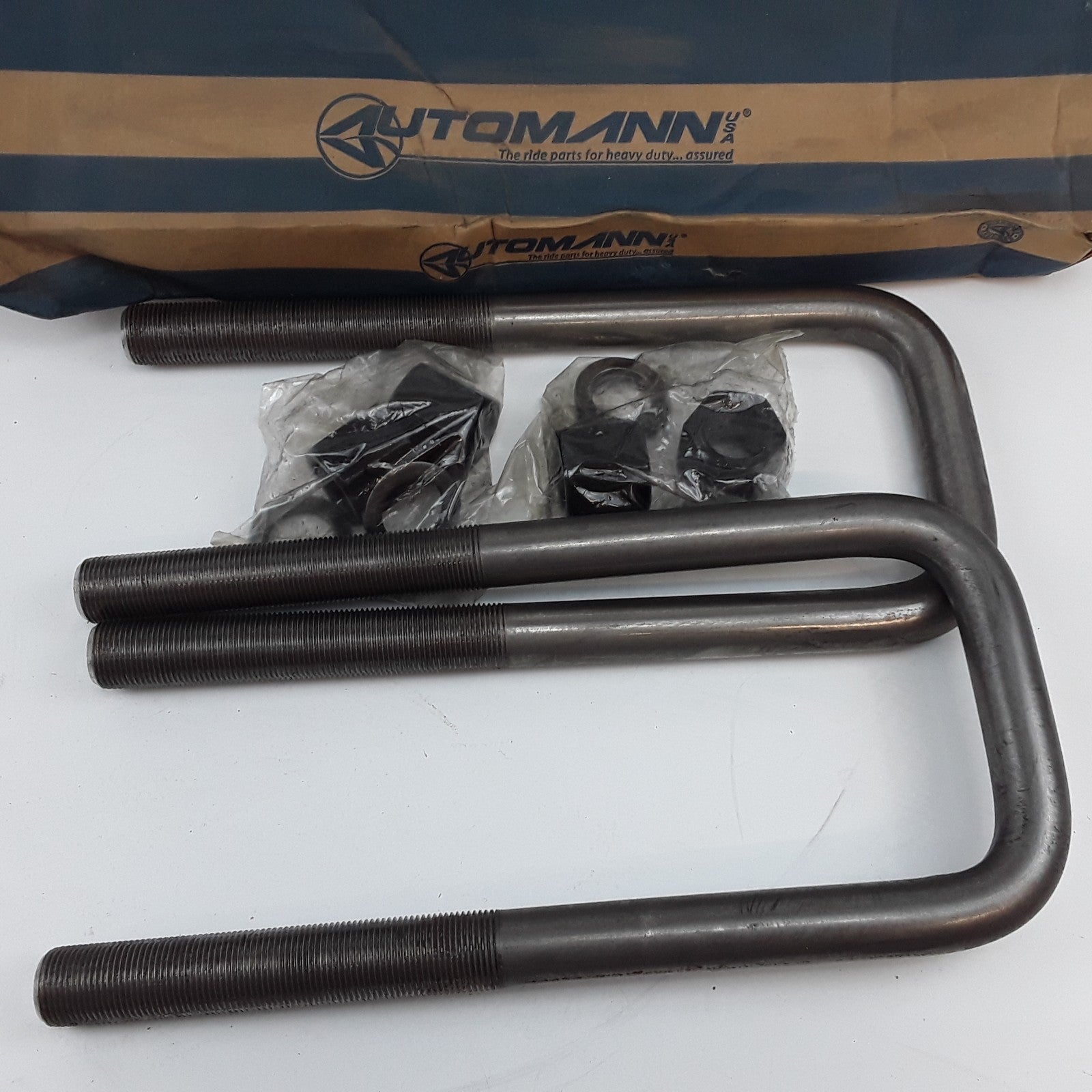 Leaf Spring Axle U-Bolt Round Bend 3/4" Thread 2.86" ID 14.12" Long AUBK8286-141