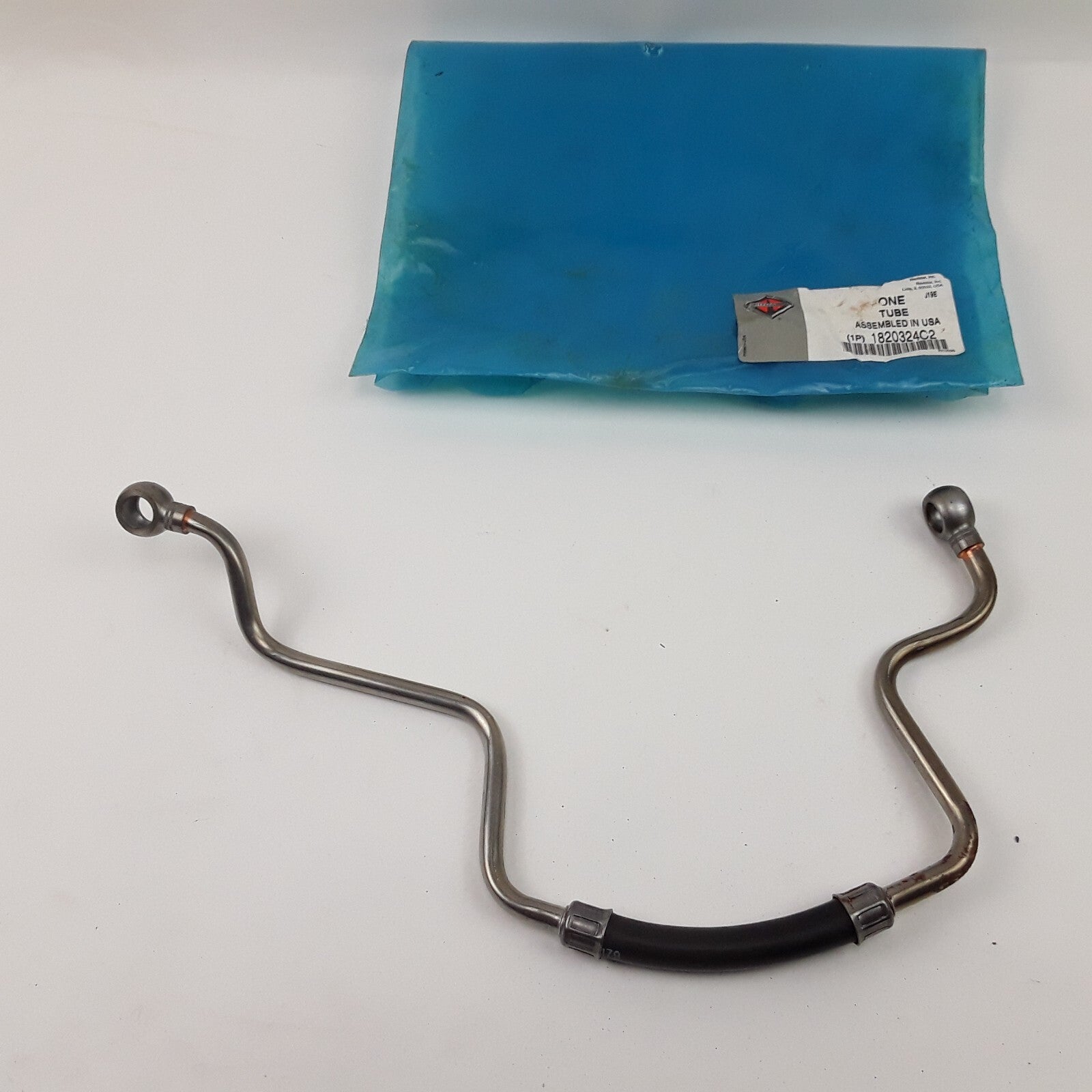 Genuine International Navistar 1820324C2 Heavy Duty Truck Tube Fuel Pump Supply