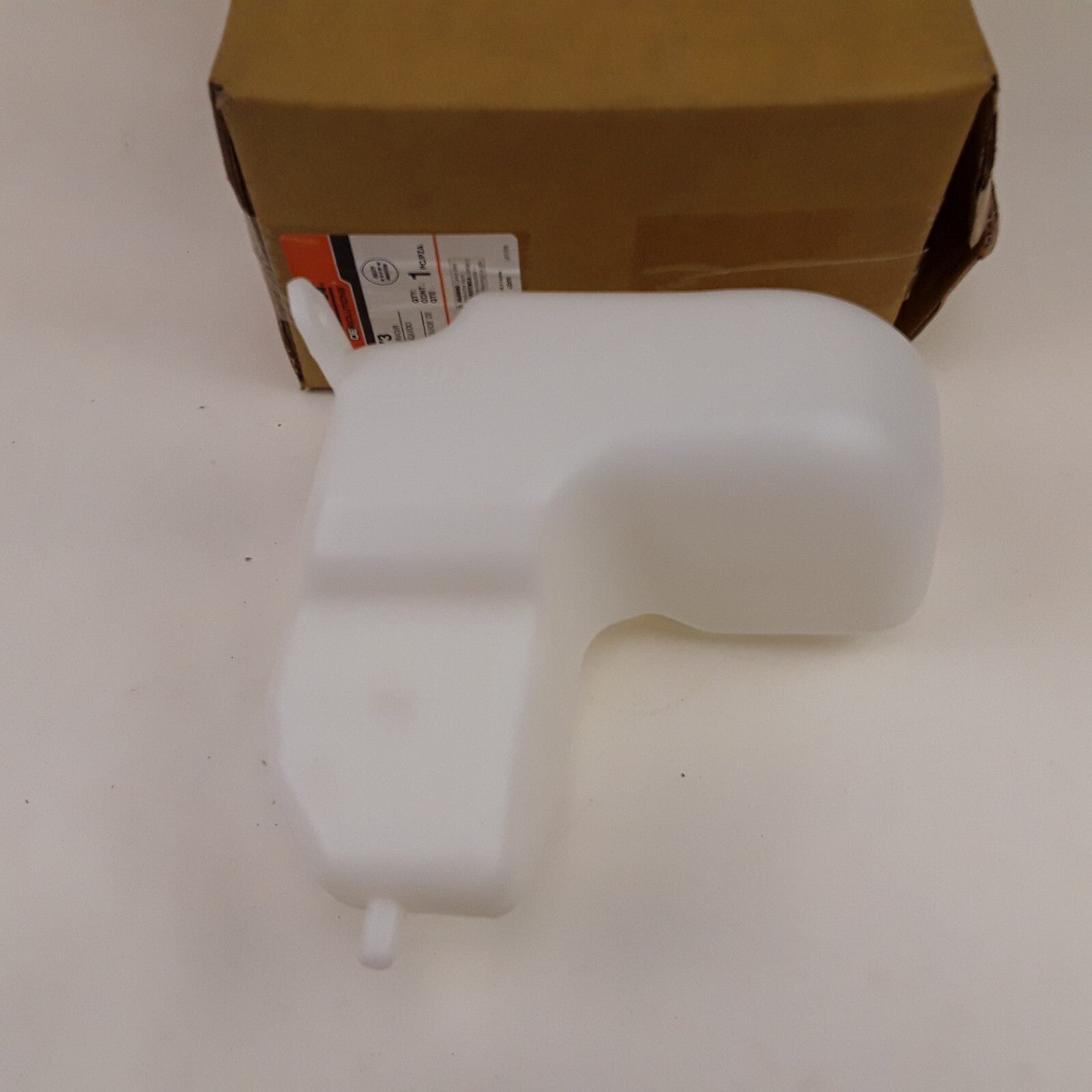 Non-Pressurized Engine Coolant Reservoir Fits Scion tC 2005 2006 2007 2008 09 10