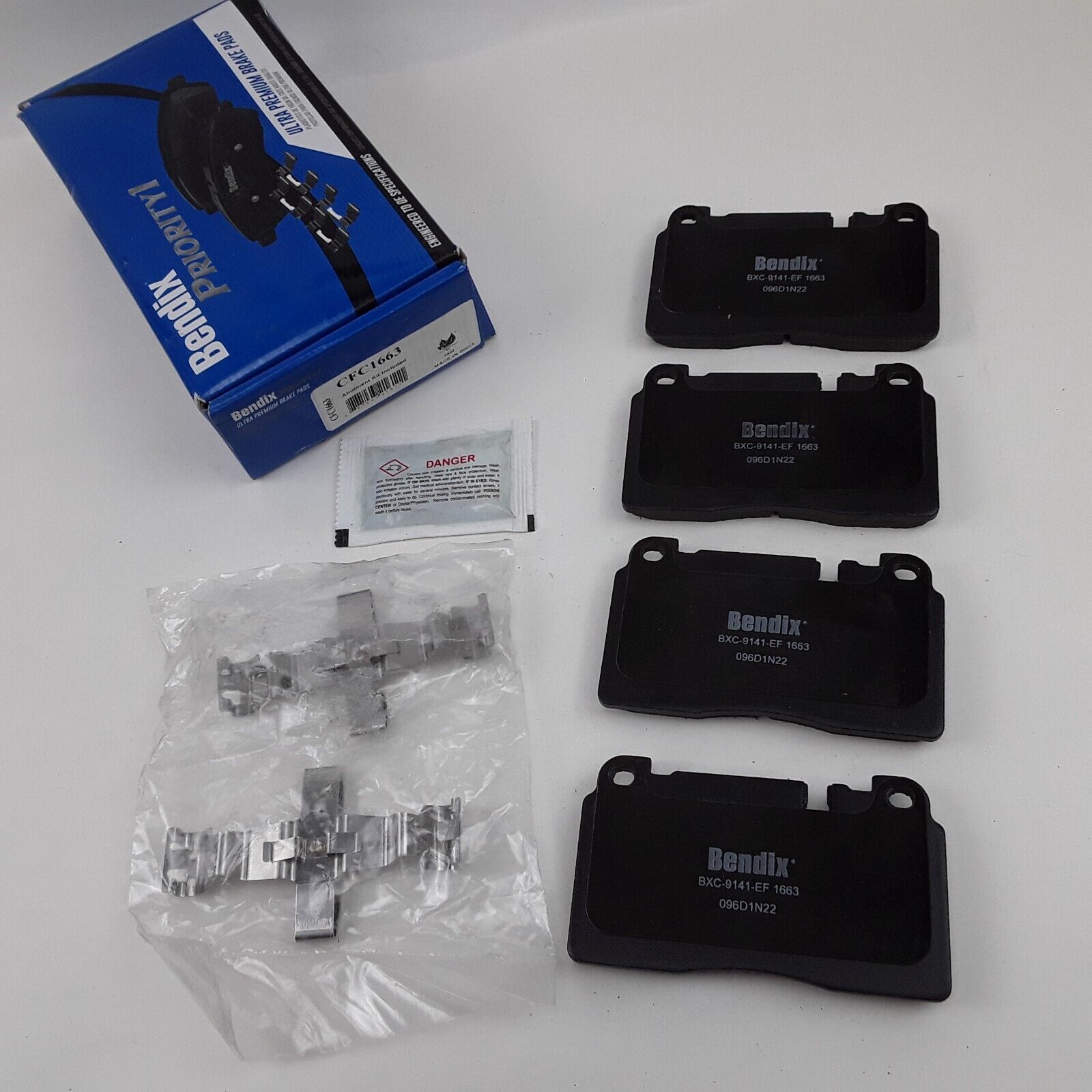 Front Ultra Premium Ceramic Disc Brake Pad Set Fits Audi Q5 2013-17 Audi A6 2016