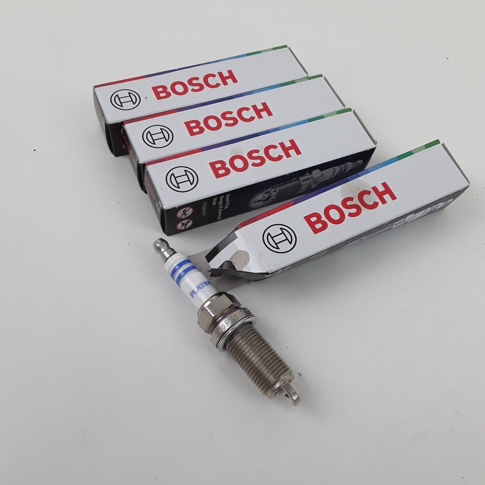 4 Spark Plug Fits Chrysler 300 2018 Dodge Charger 2010-2014 Jeep Wagoneer 2022