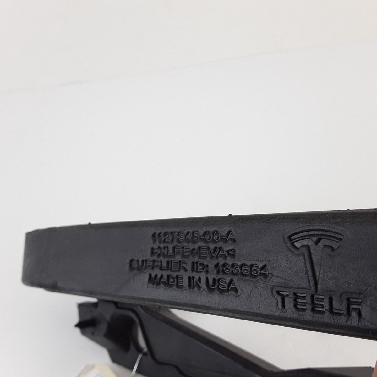 Model 3 2017-2023 Front FEM To Frunk Seal 1127345-00-A Genuine OEM