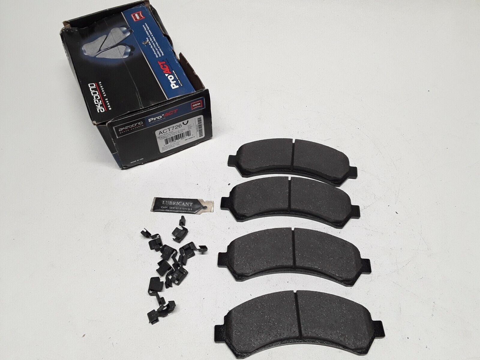 Disc Brake Pads Rear or Front Akebono ACT726 for Blazer,S10,Jimmy,Sonoma,Hombre - HotCarParts
