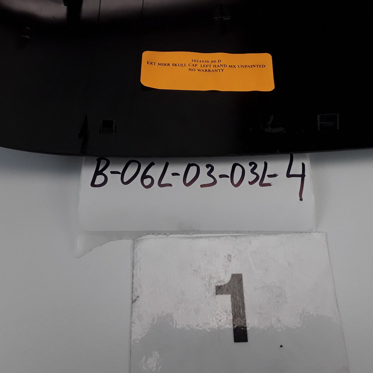 1054430-00-D Left Side Mirror Skull Cap Unpainted For Tesla Model X 2015-2025