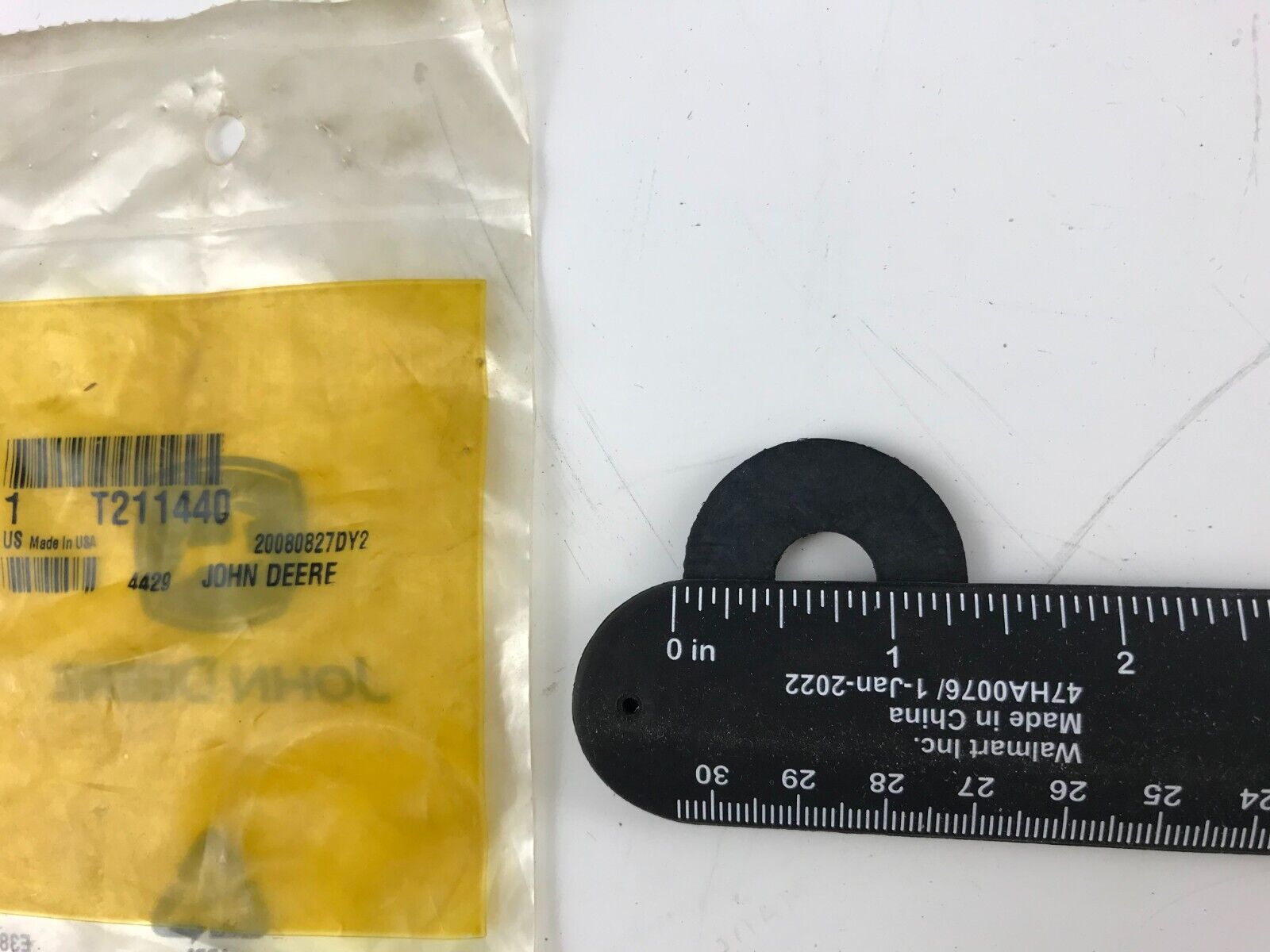 GENUINE OEM JOHN DEERE T211440 SEALING WASHER FAST SHIPPING - HotCarParts