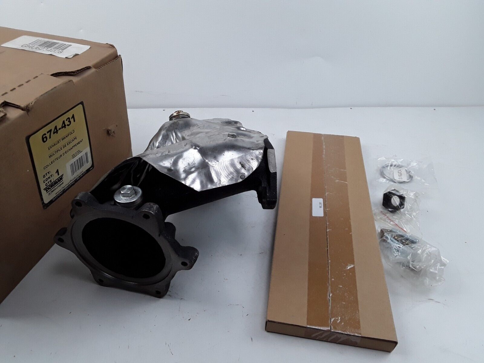 Exhaust Manifold Left Dorman 674-431 for Nissan Pathfinder,Infiniti QX4 96-2000 - HotCarParts