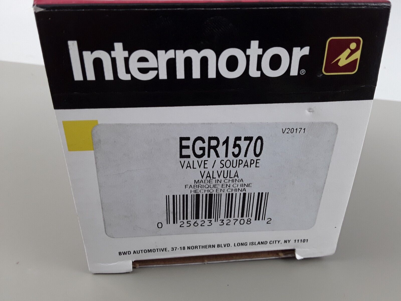 Exhaust Gas Recirculation (EGR) Valve Fits Mercedes-Benz, Chrysler Crossfire - HotCarParts