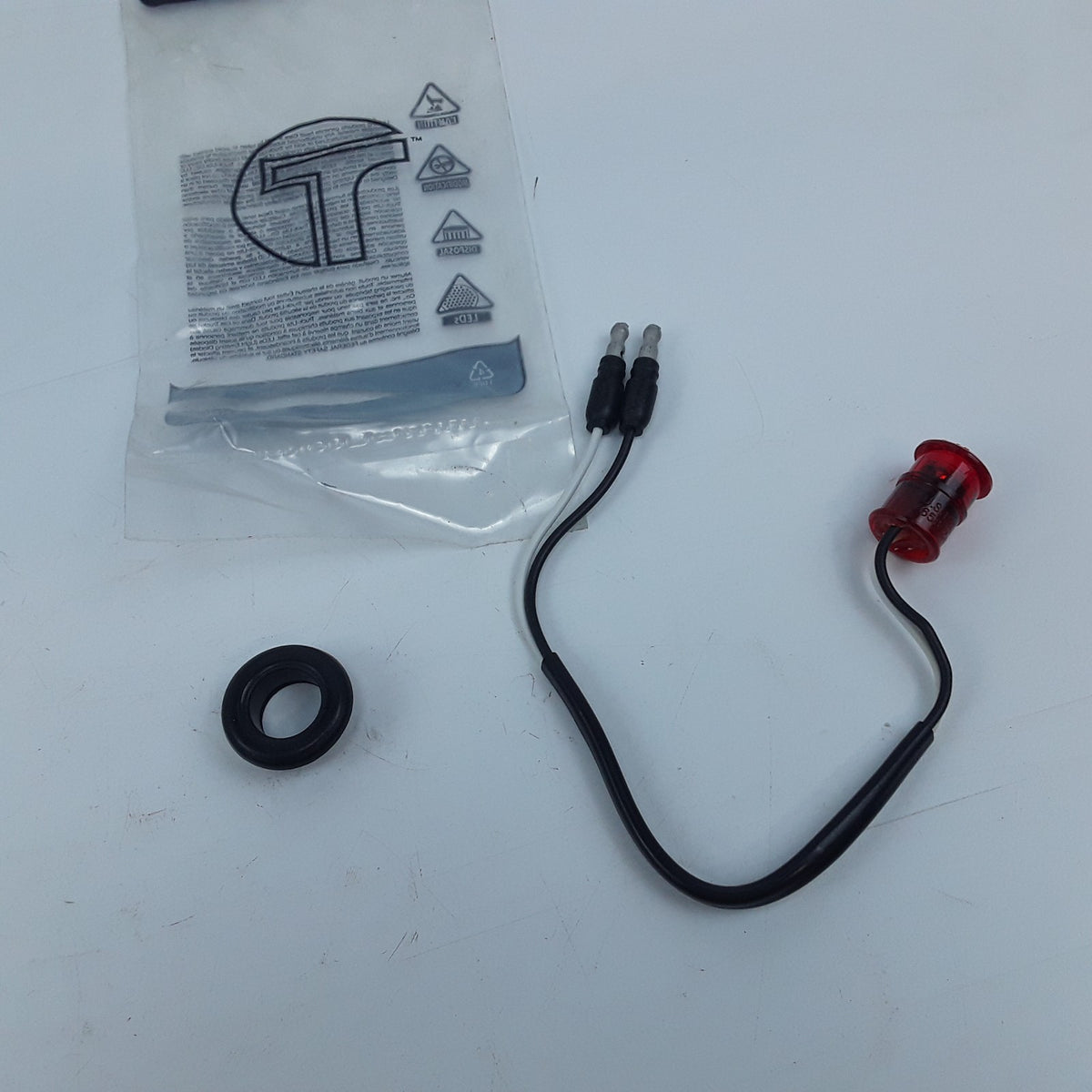 Truck-Lite 33050R Dot LED Clearance Marker Lights Fits 33 Series Vehicles