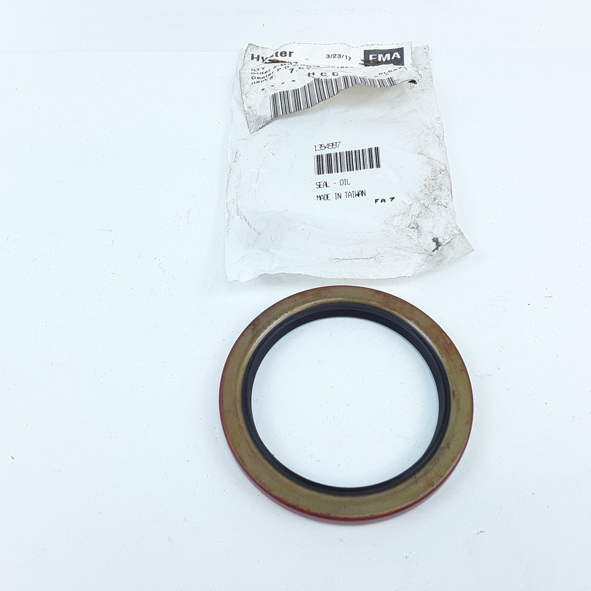 Oil Seal Fits Hyster J40XM2 E65XM2 S60XM J55XM2 J50XM2 J50Z E50Z J60XM2 Forklift