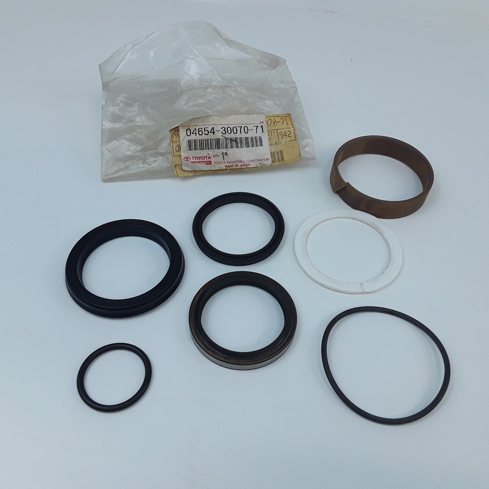 Lift Cylinder Seal Kit For Toyota Forklift 5FD45 5FG45 6FD45 7FD45 7FG45 7FGCU45