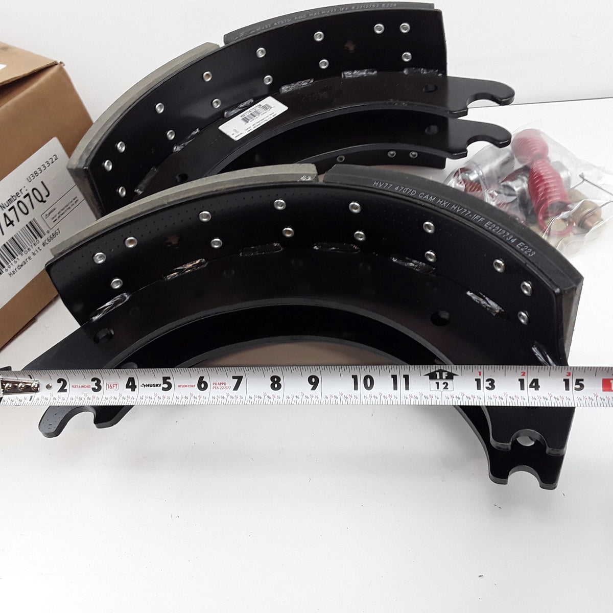 Haldex HV774707QJ Drum Brake Shoe and Hardware Kit For 16-1/2" Meritor Q Plus