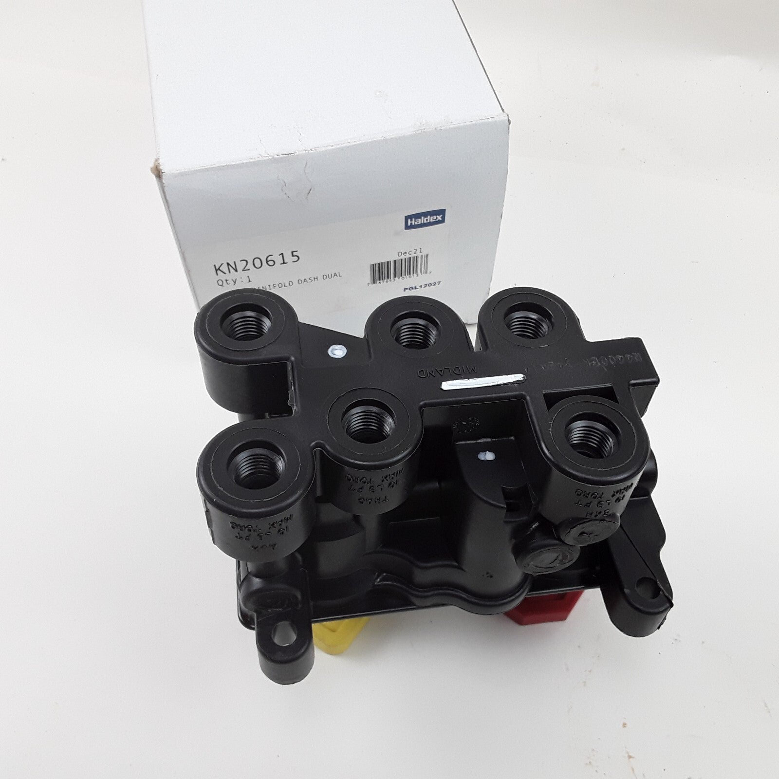 OEM Haldex KN20615 Manifold Dash Valve Air Supply and Parking Brake Heavy Duty