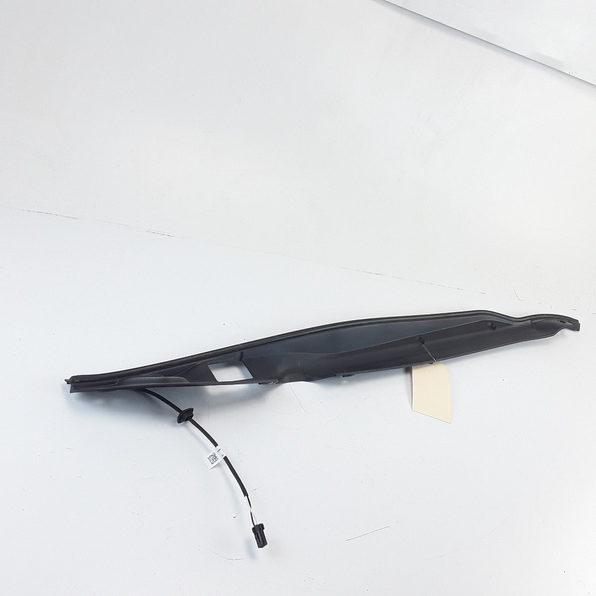 Model S 2012-2026 RH Liftgate Anti Pinch Sensor 6007570-00-C Genuine OEM