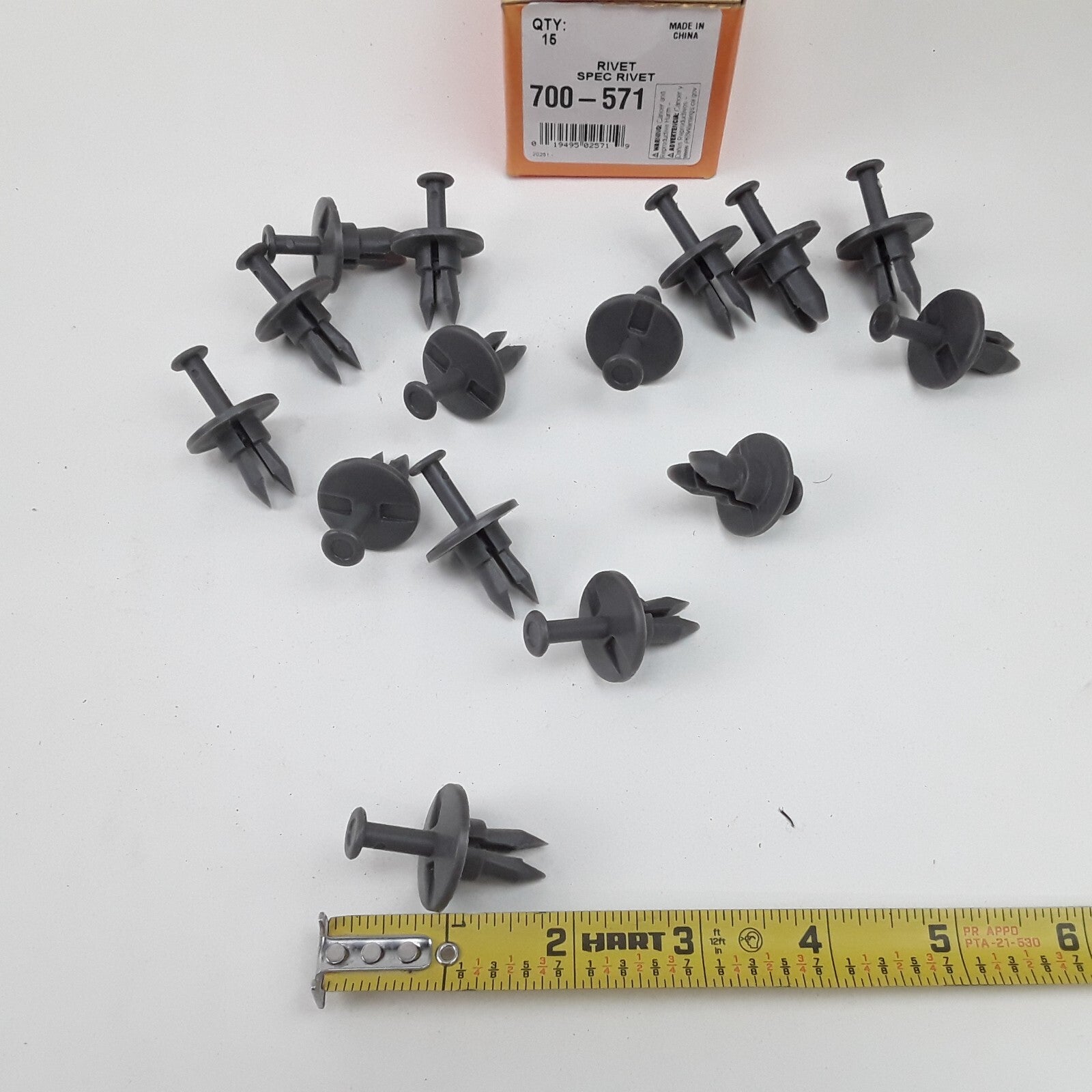 Car Truck Fastener Retainer Spec Rivet-Push In-Hole Diameter .4375 In Pack of 15