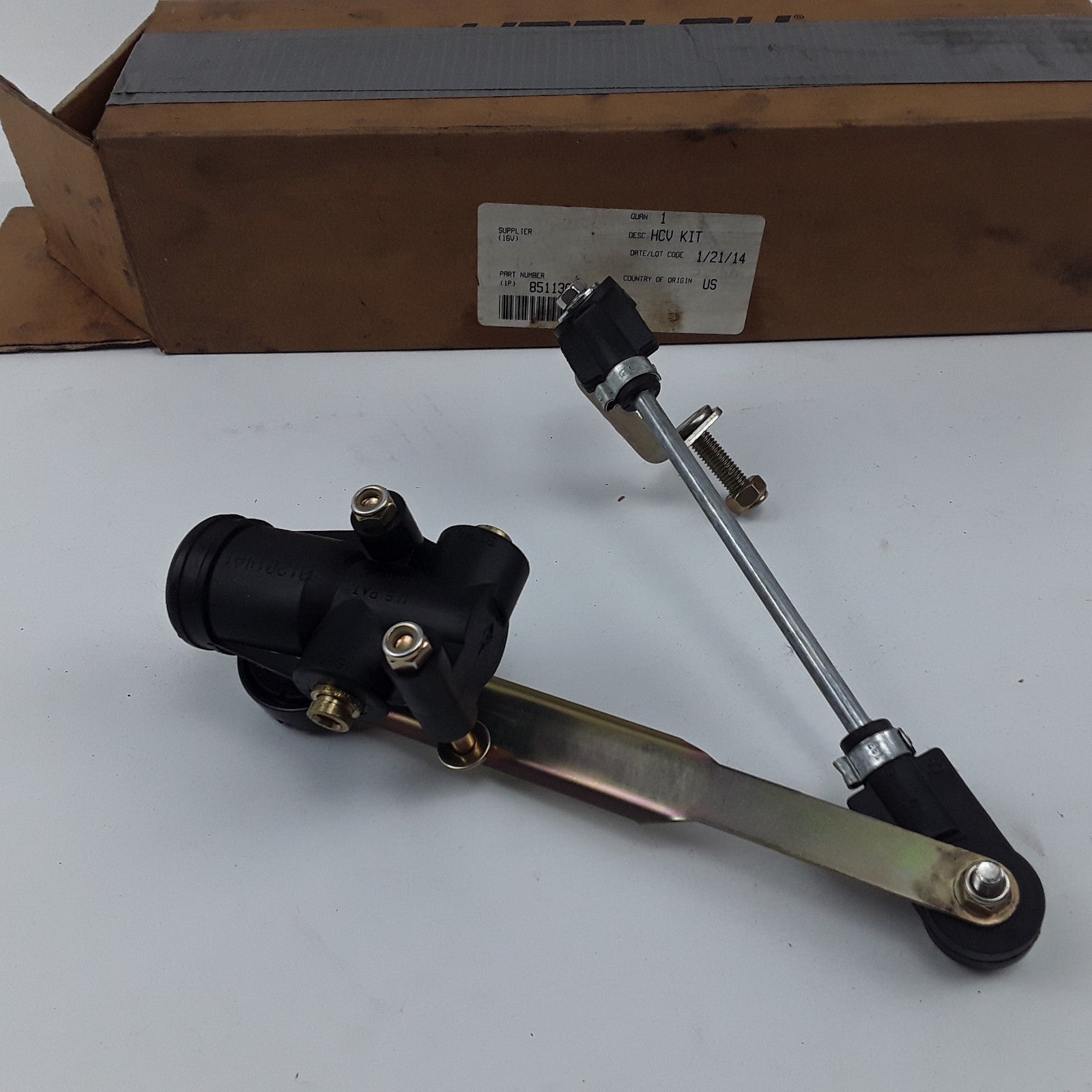 Front Right Passenger Side Suspension Leveling Valve For Volvo VNL & VNM Models