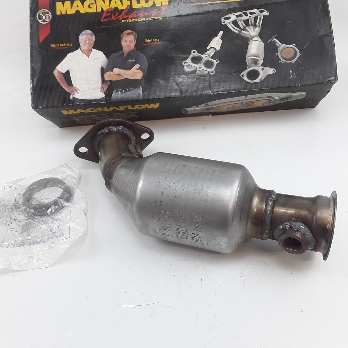 MagnaFlow 458051 Front Left Catalytic Converters For Jeep Liberty (2003) 3.7L-V6