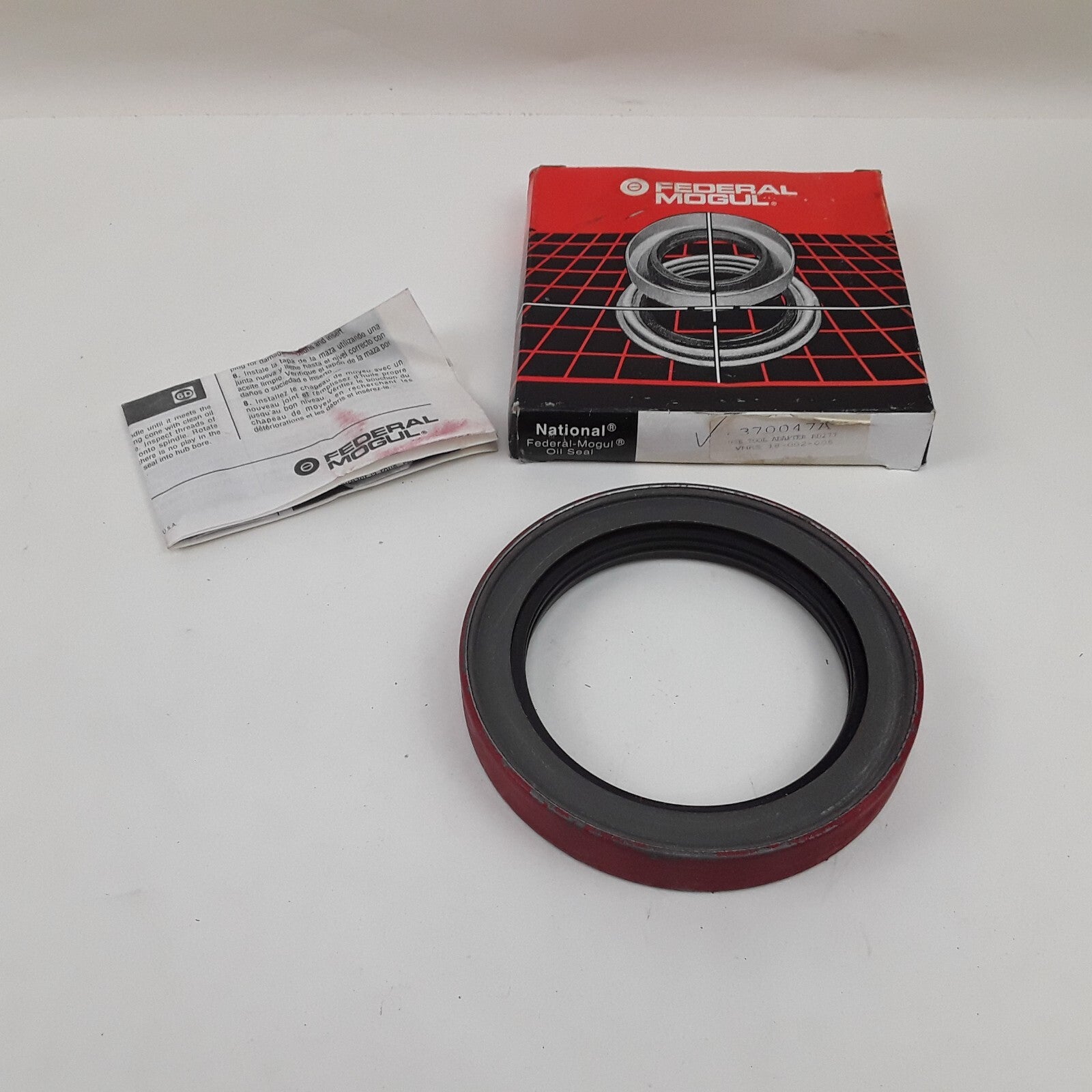 Bearing Wheel Seal Fits Ford F-250 1985-1998 F-700 1982-97 F-600 1982 1984 1988